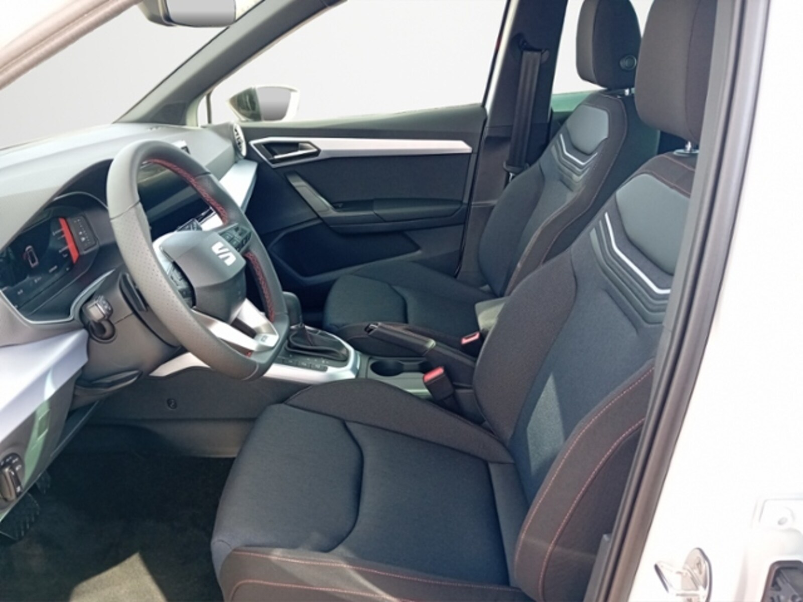 SEAT Arona – Bild 10