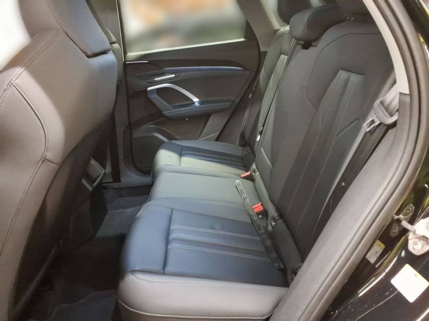 Bild über Audi Q5 SUV TFSI quattro 150 kW S tronic - für weitere Informationen kontaktieren Sie den Audi Partner