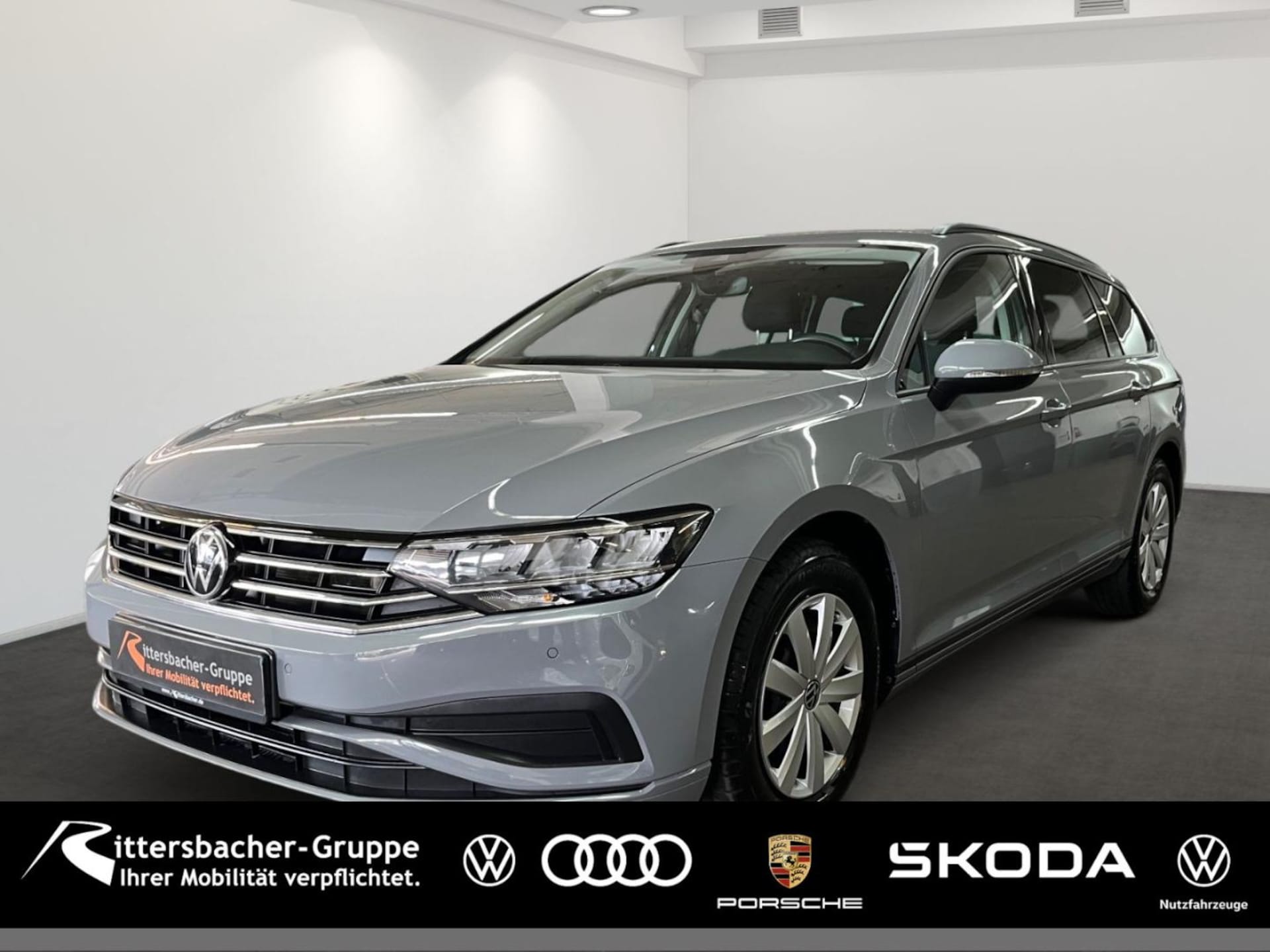 Volkswagen Passat Variant — Volkswagen Passat Variant Passat Variant Conceptline 1,5 TSI DSG BusiPremiumPaket Navi