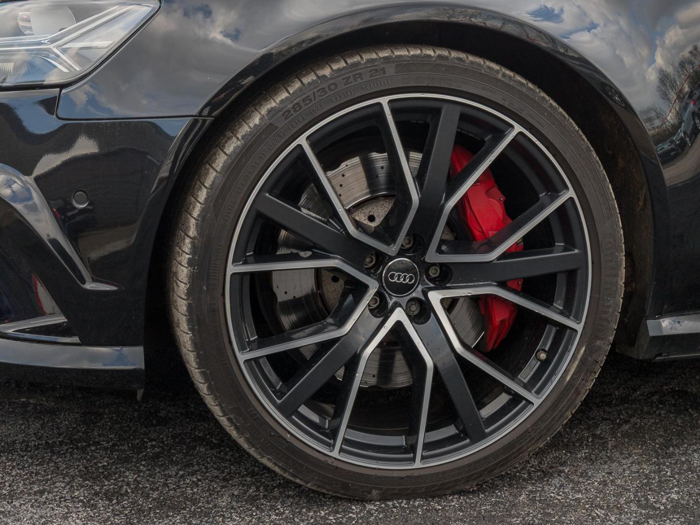 Image about Audi RS 6 Avant 4.0 TFSI quattro tiptronic 8-stufig