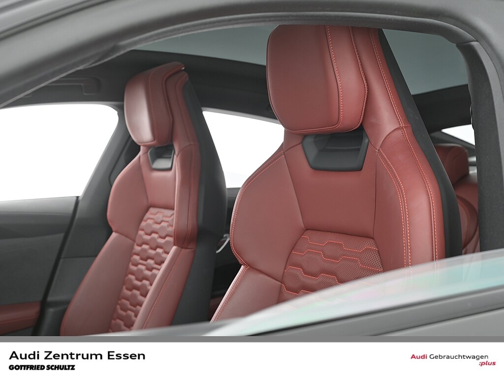 Image about Audi e-tron GT e-tron quattro