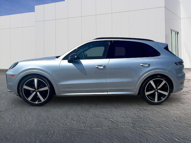 2026 Porsche Cayenne Hybrid