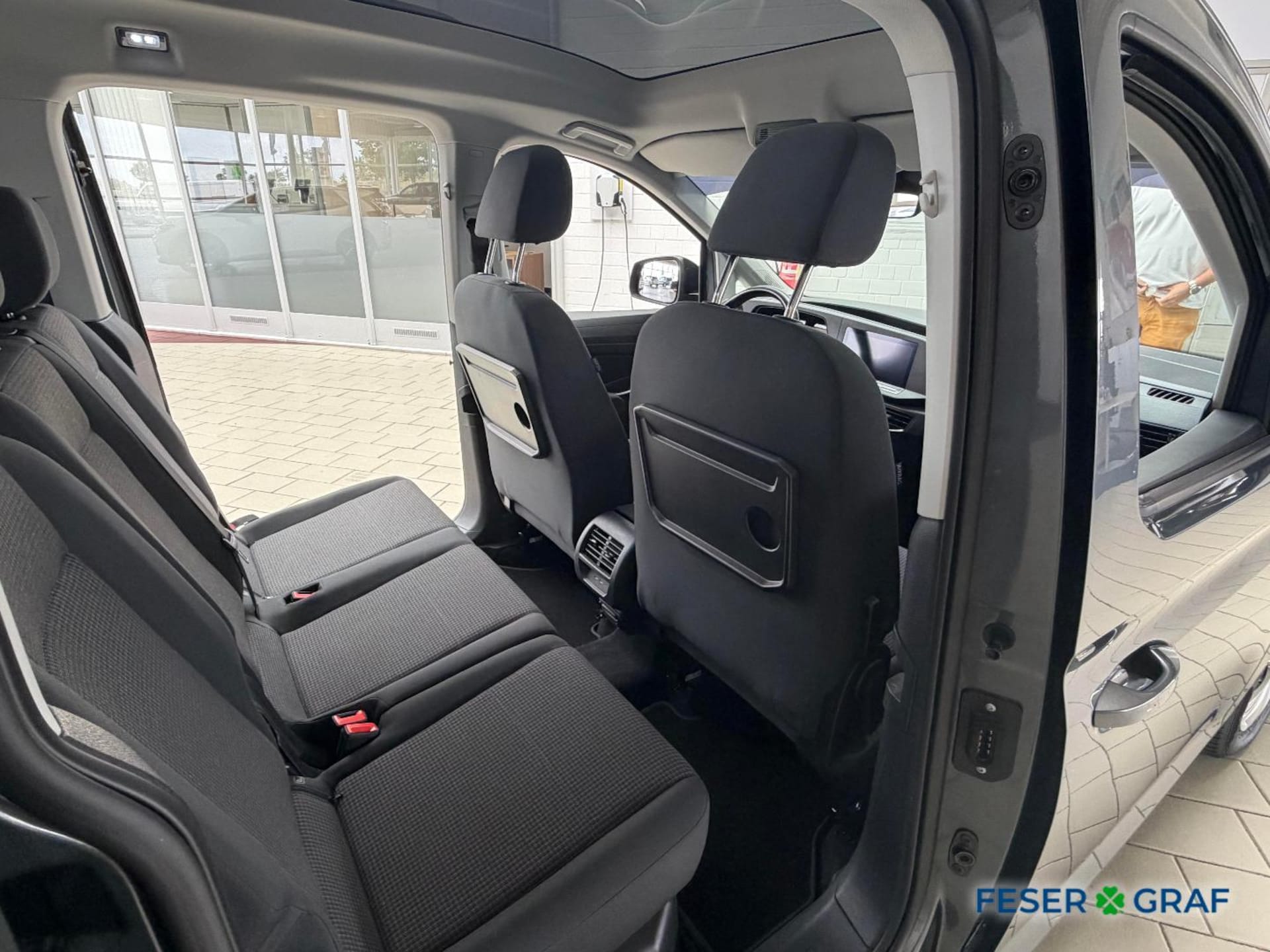 Volkswagen Caddy California