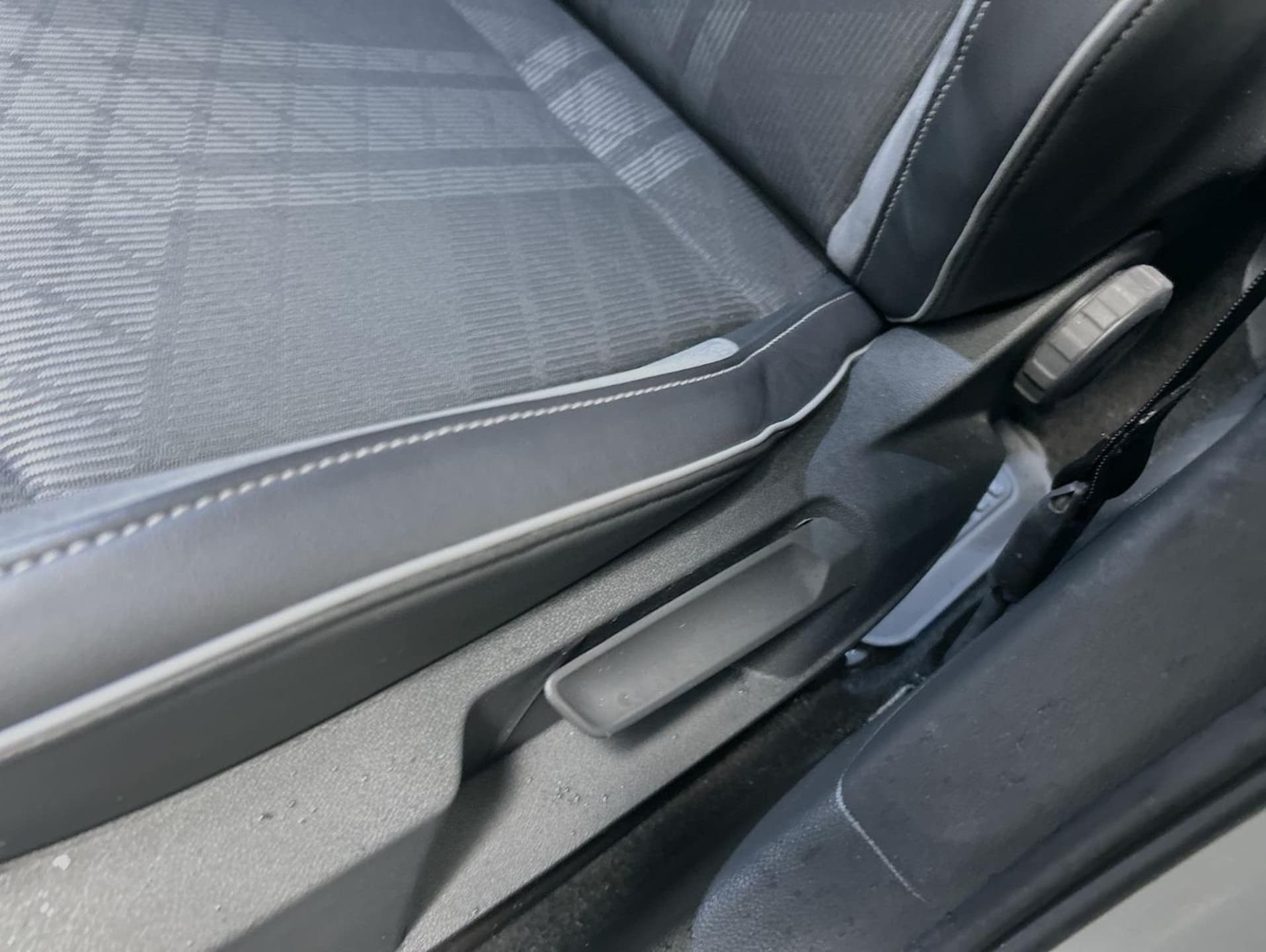 Volkswagen Golf Variant R-Line