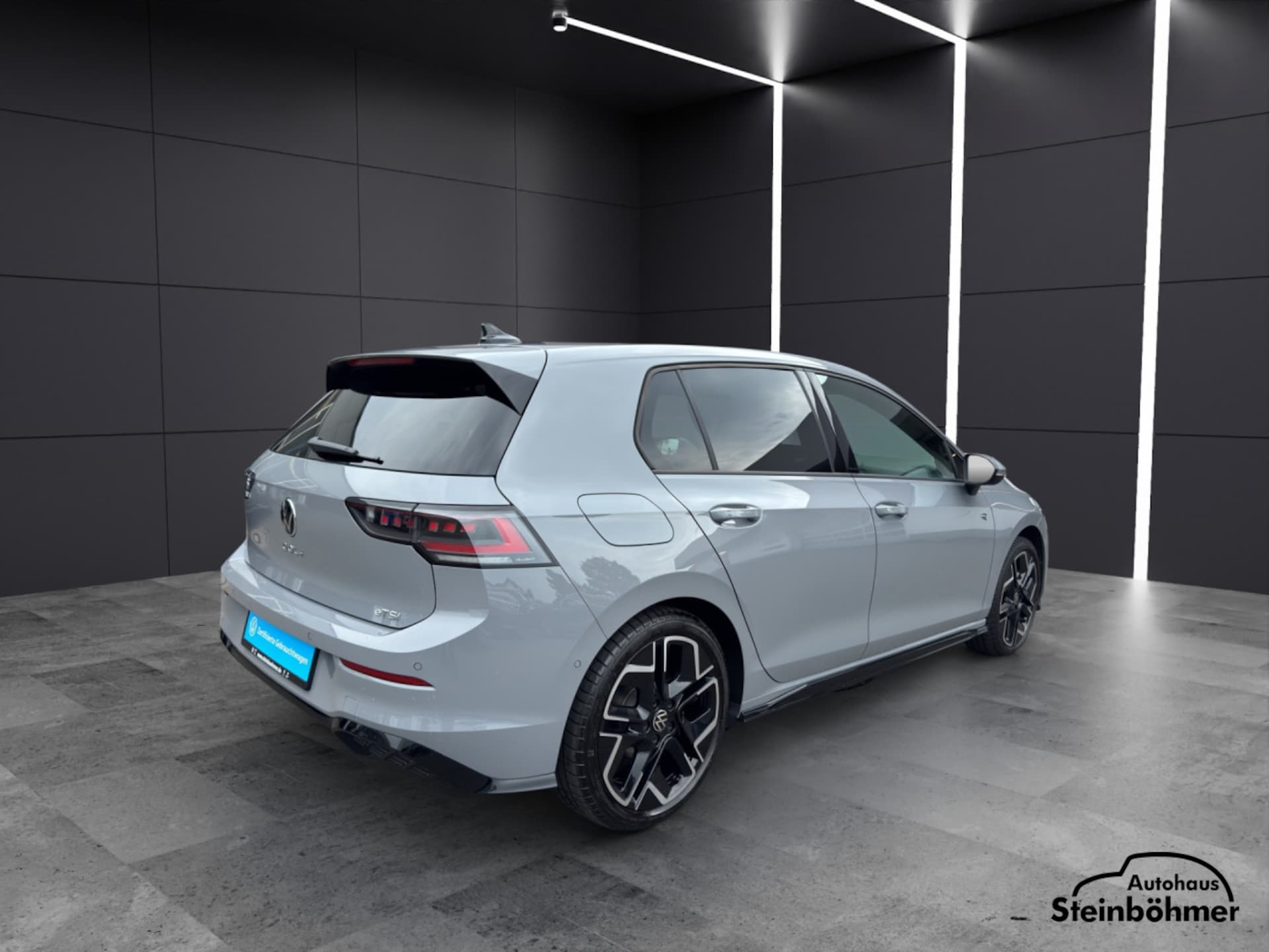 Volkswagen Golf R-Line