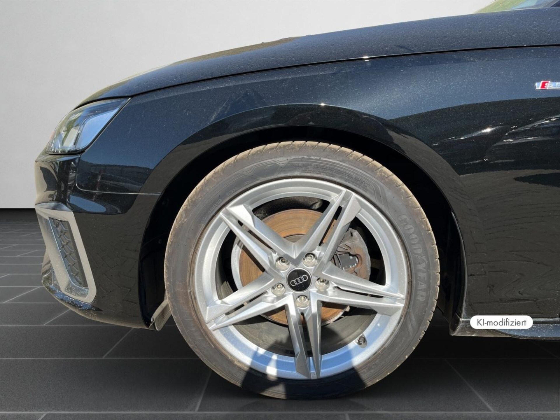 Audi A4 Avant S line