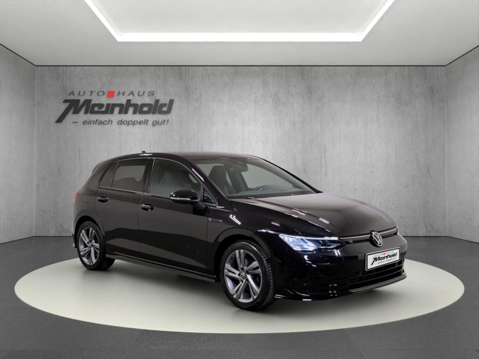 Volkswagen Golf R-Line
