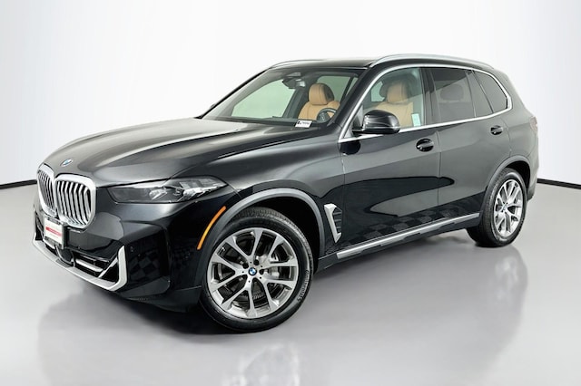 Photo of 2024 BMW X5 