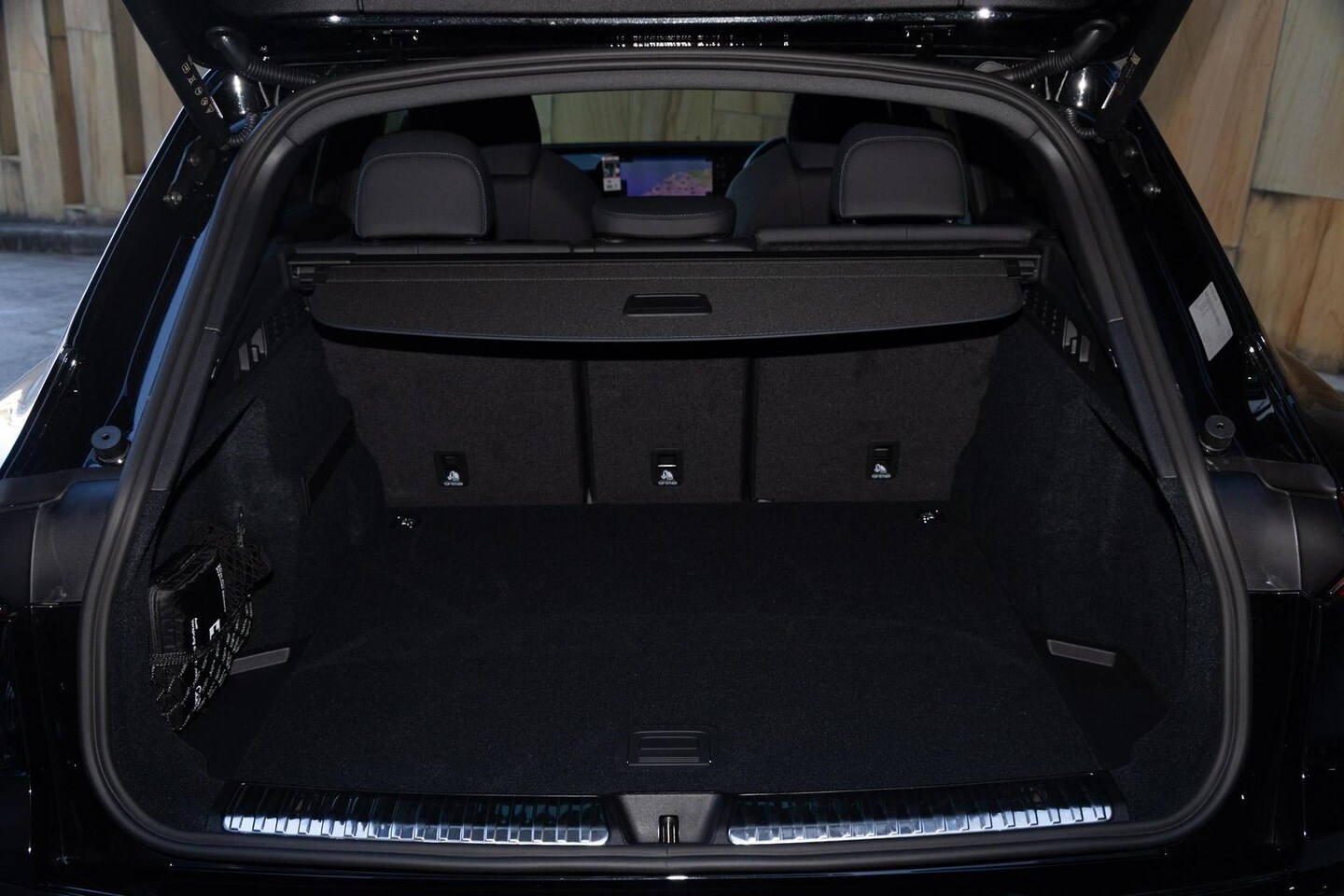 Image about Audi Q5 SUV TDI quattro 150 kW sport