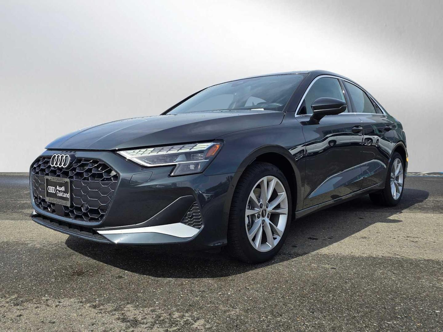 2025 Audi A3 Premium - Photo 6