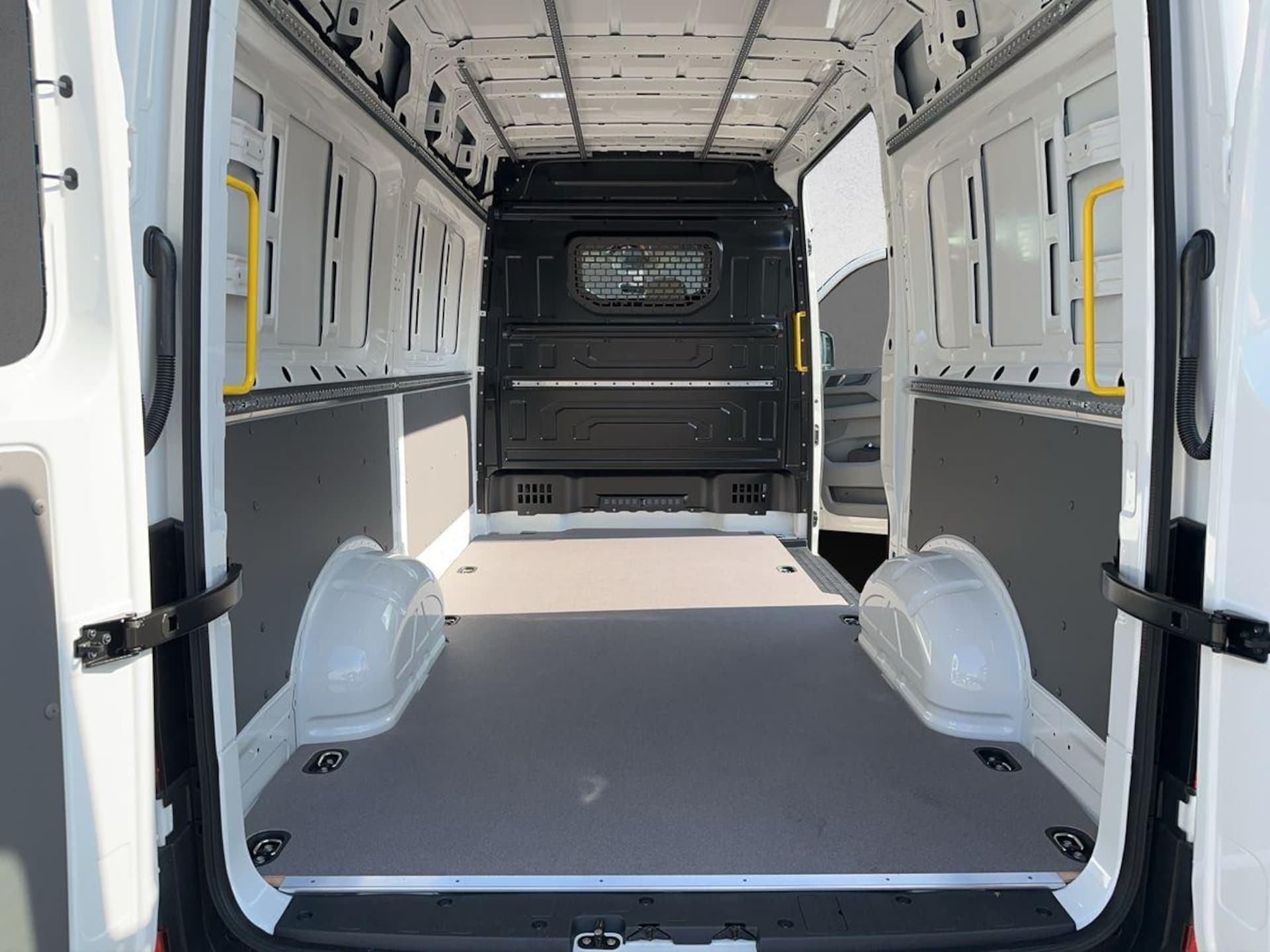 Volkswagen Crafter Kasten mittlerer Radstand
