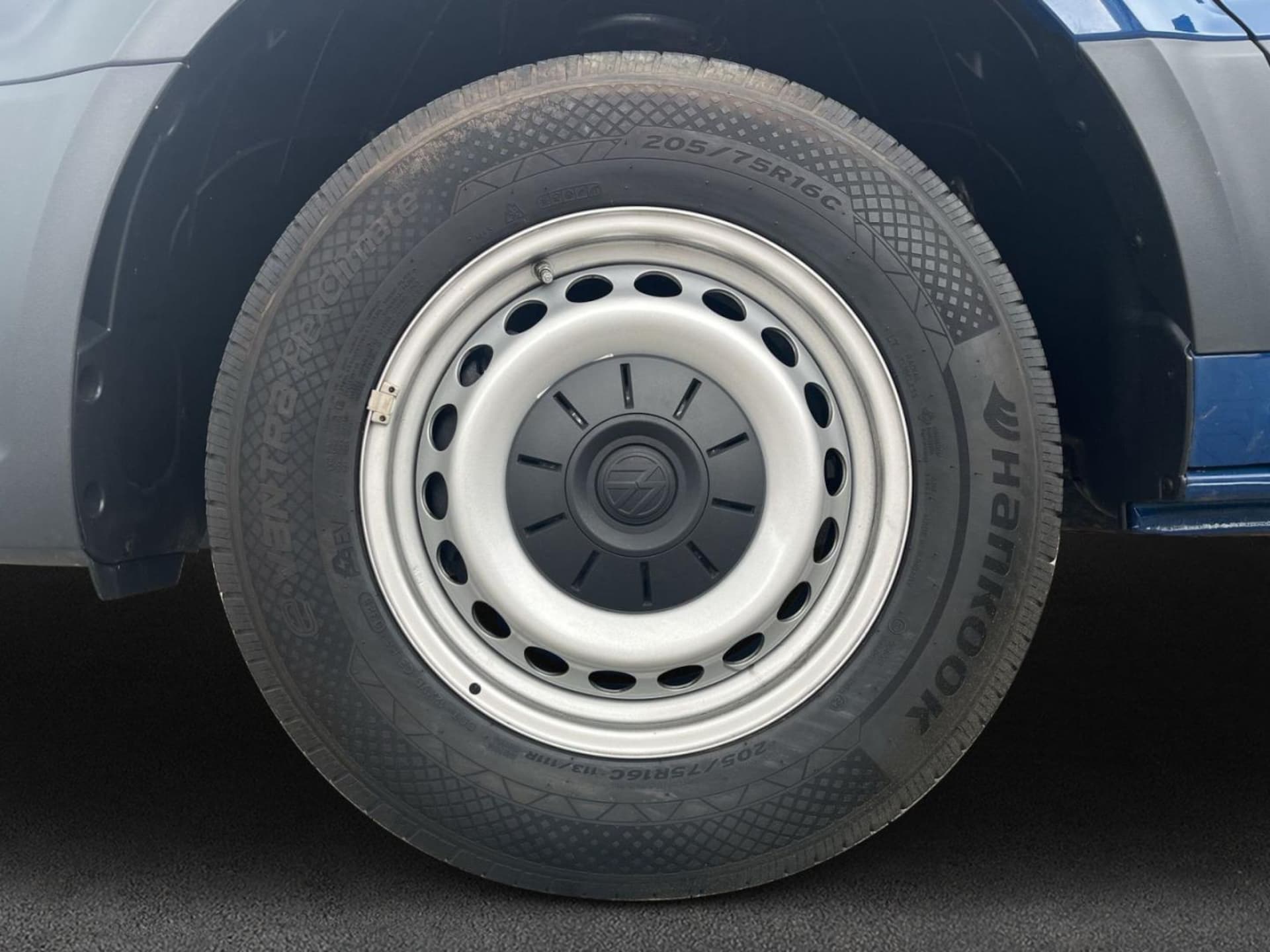 Volkswagen Crafter Kasten mittlerer Radstand