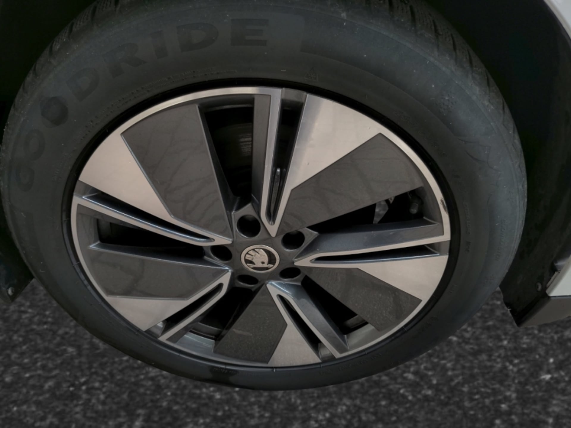 Skoda Enyaq 60