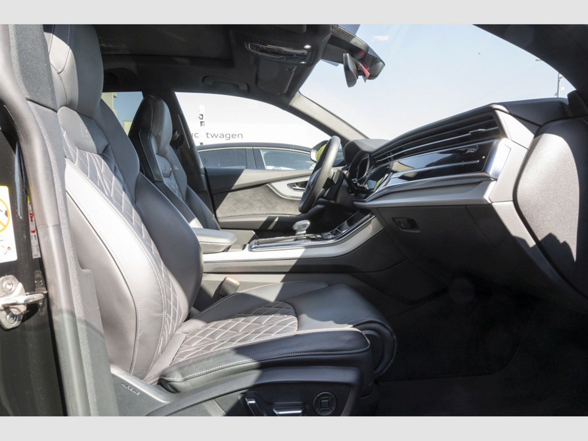 Audi SQ8 SUV