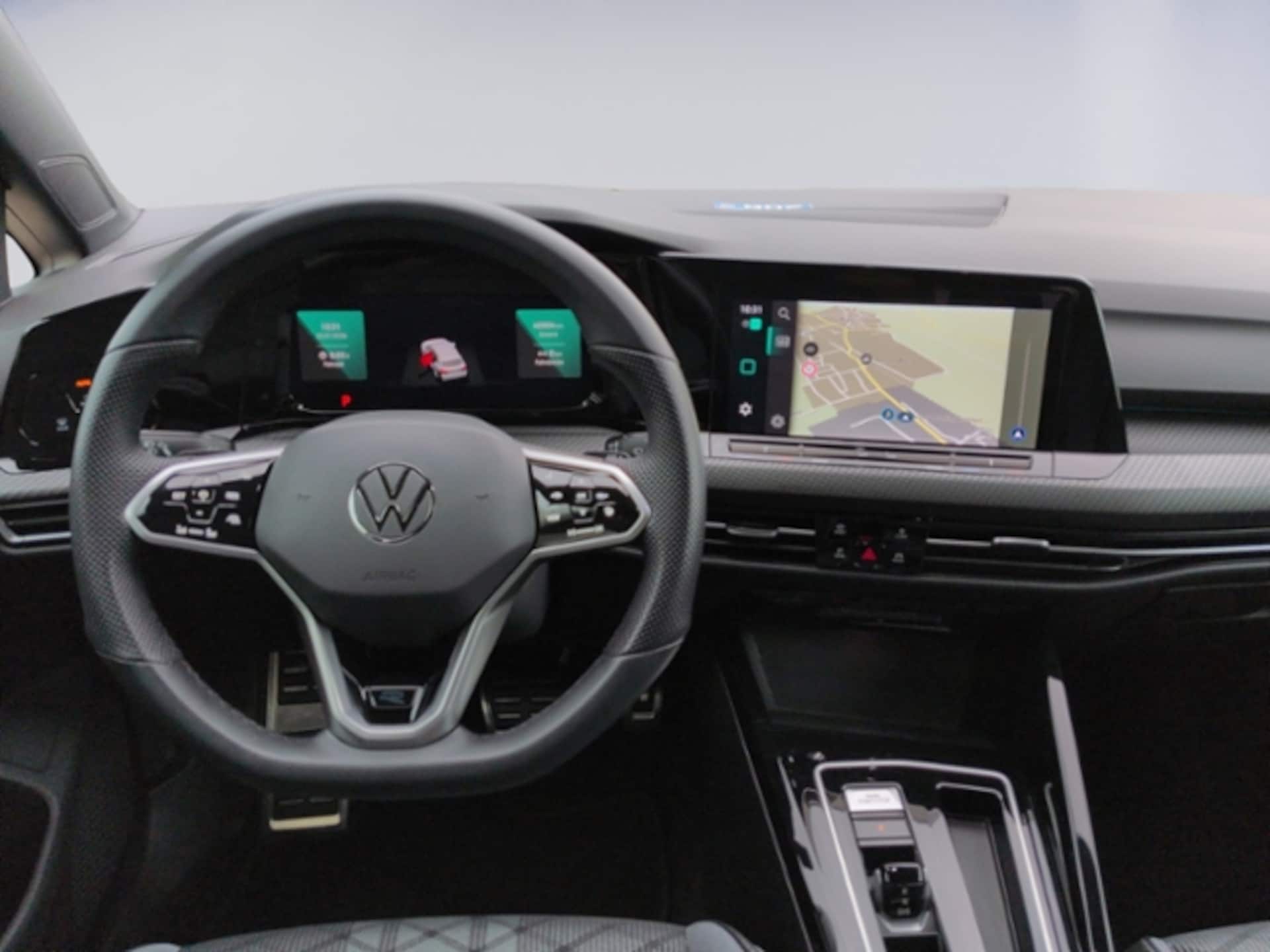 Volkswagen Golf Variant R-Line