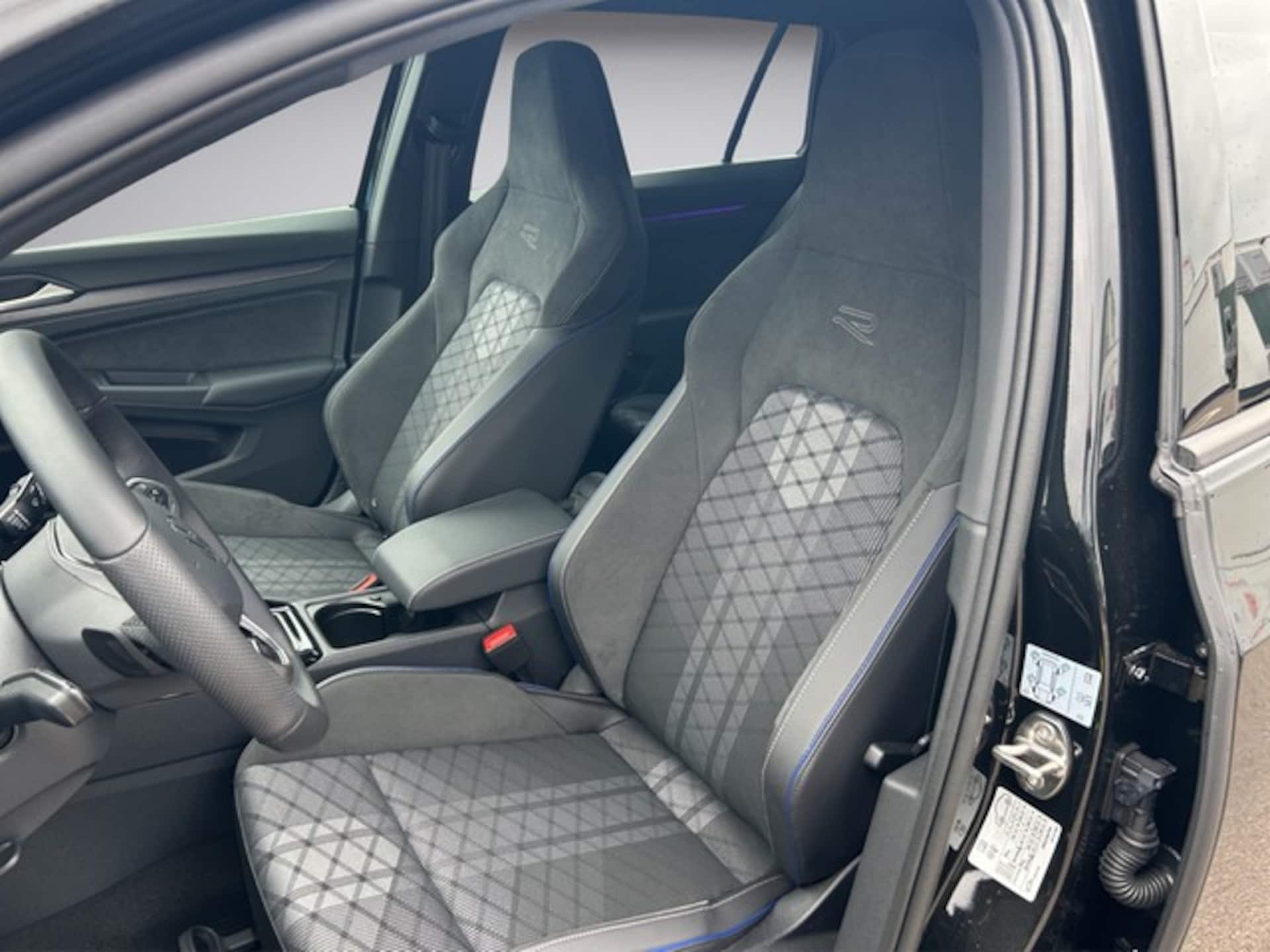 Volkswagen Golf Variant R-Line