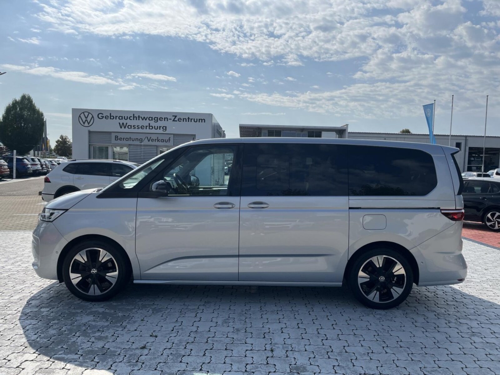 Volkswagen Multivan Langversion – Bild 3