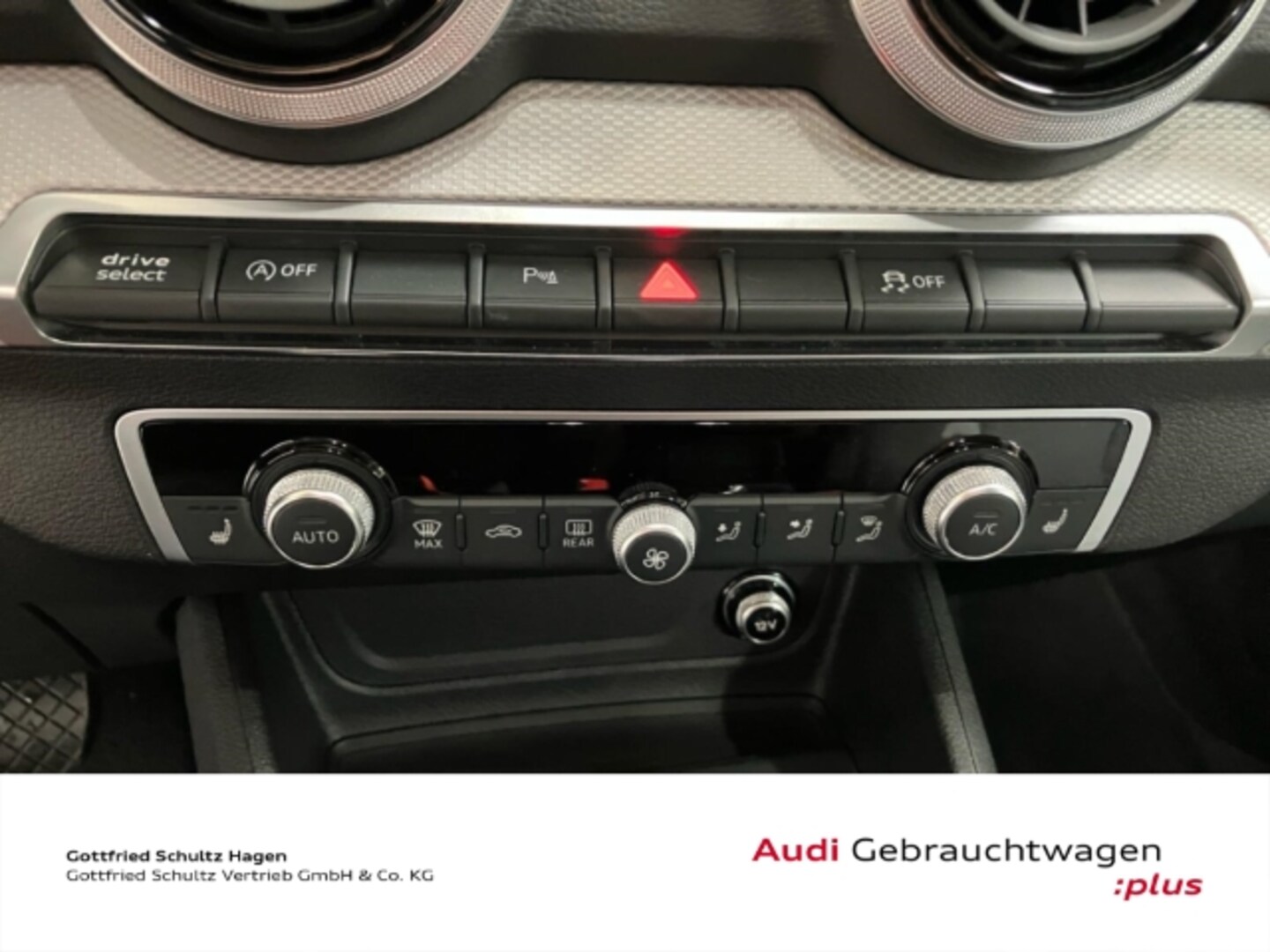 Bild über Audi Q2 S line 35 TFSI S tronic - für weitere Informationen kontaktieren Sie den Audi Partner