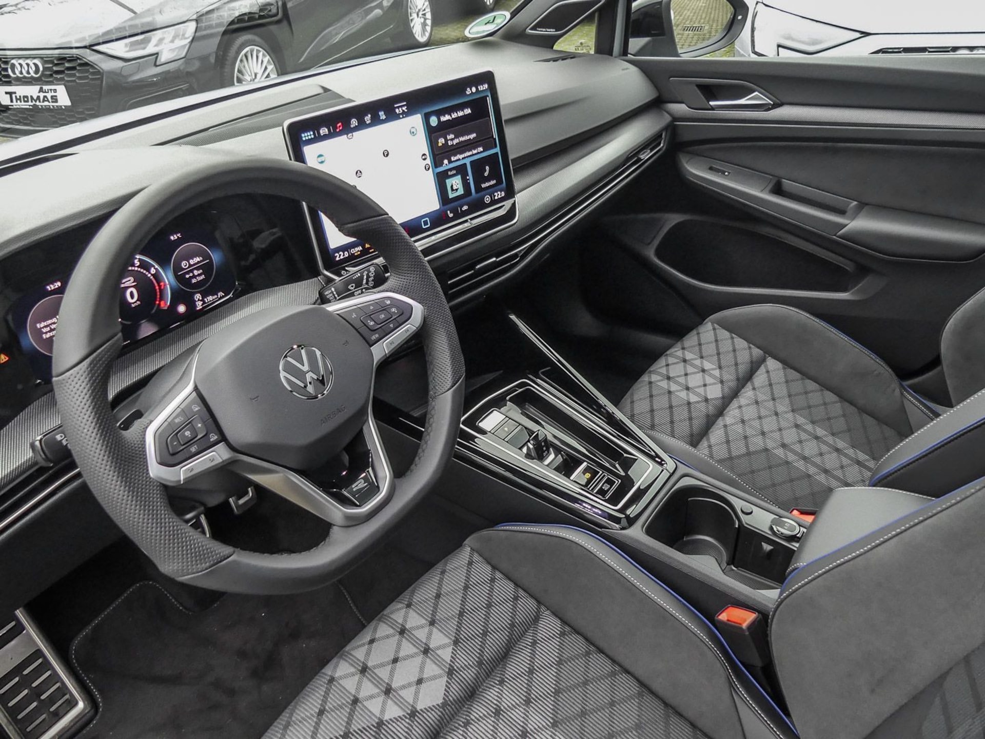 Volkswagen Golf Variant R-Line
