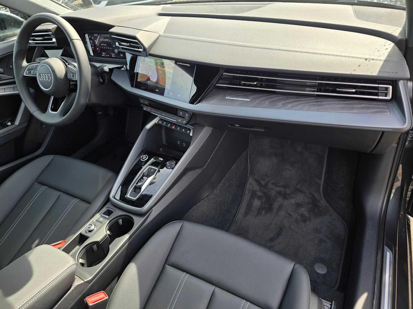 2025 Audi A3 Premium - Photo 10