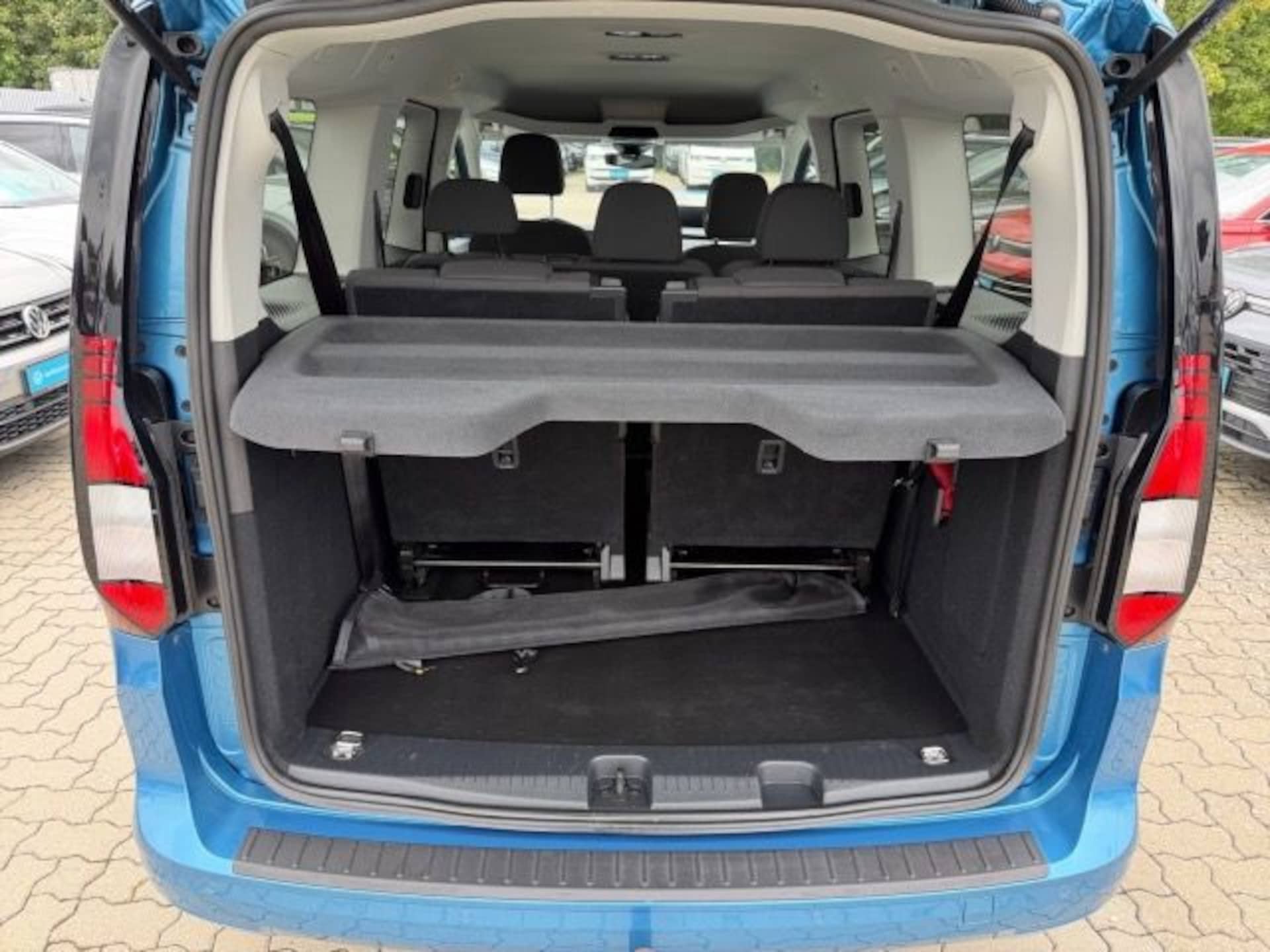 Volkswagen Caddy Maxi Basis-Modell