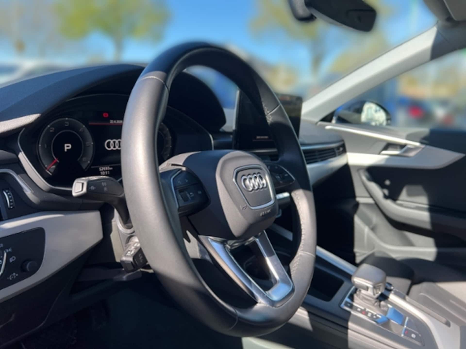 Audi A4 Avant S line