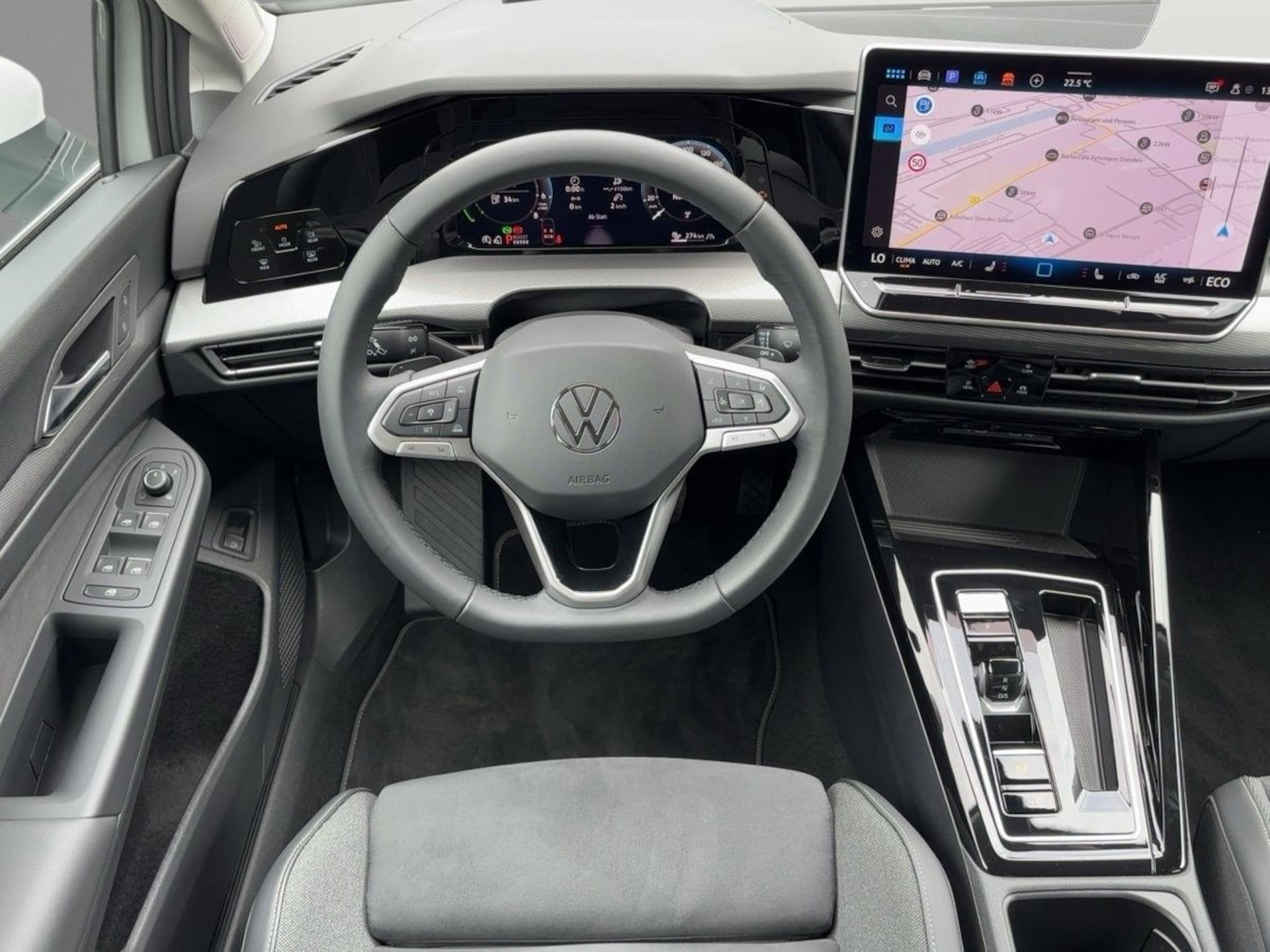 Volkswagen Golf Style
