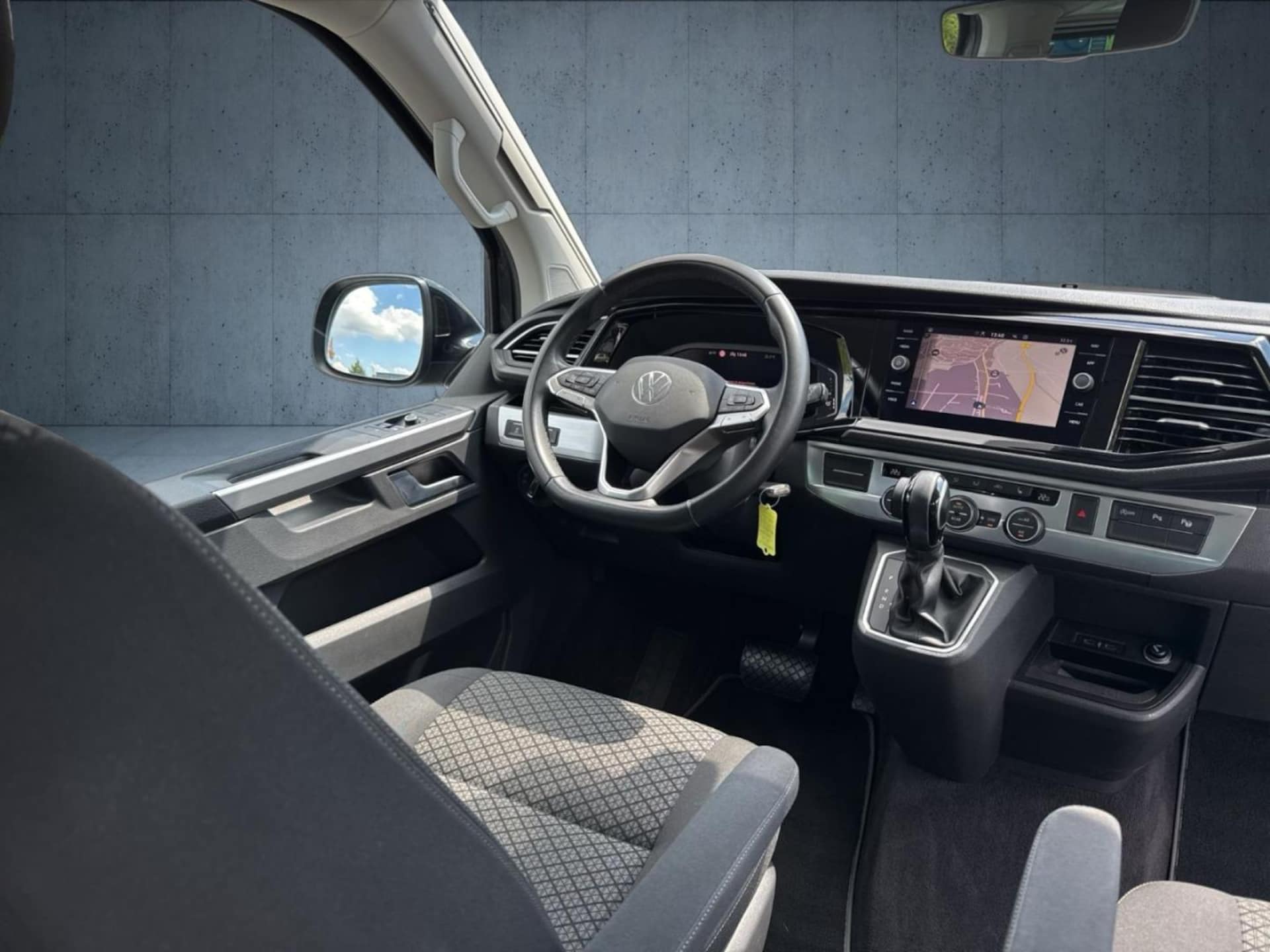 Volkswagen T6.1 California Beach