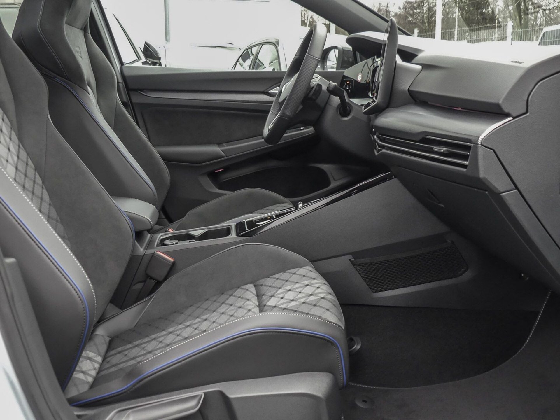 Volkswagen Golf Variant R-Line