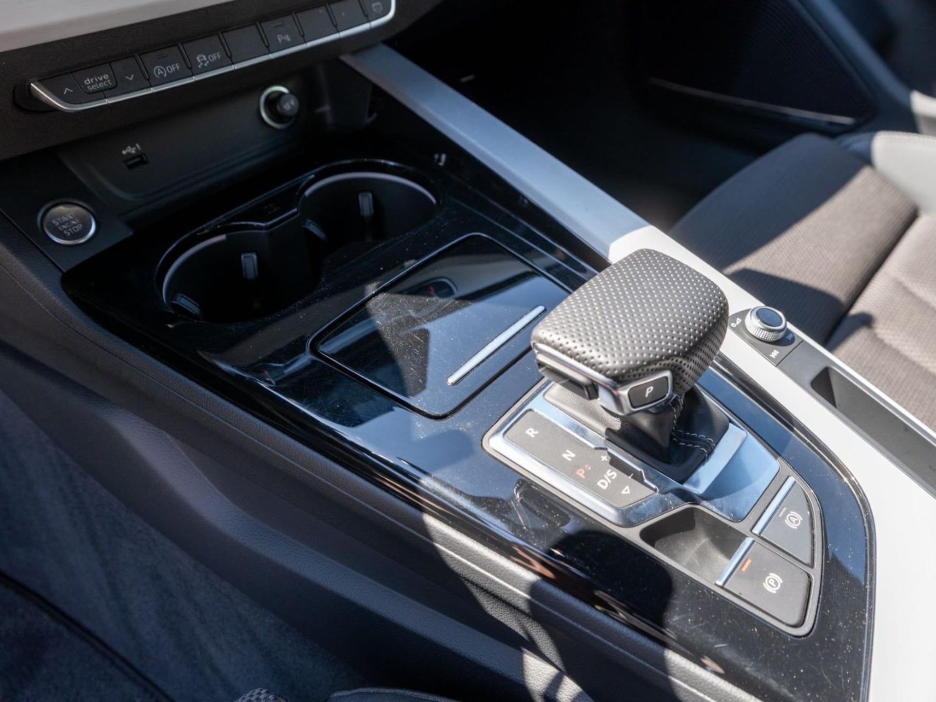 Audi A4 Avant S line