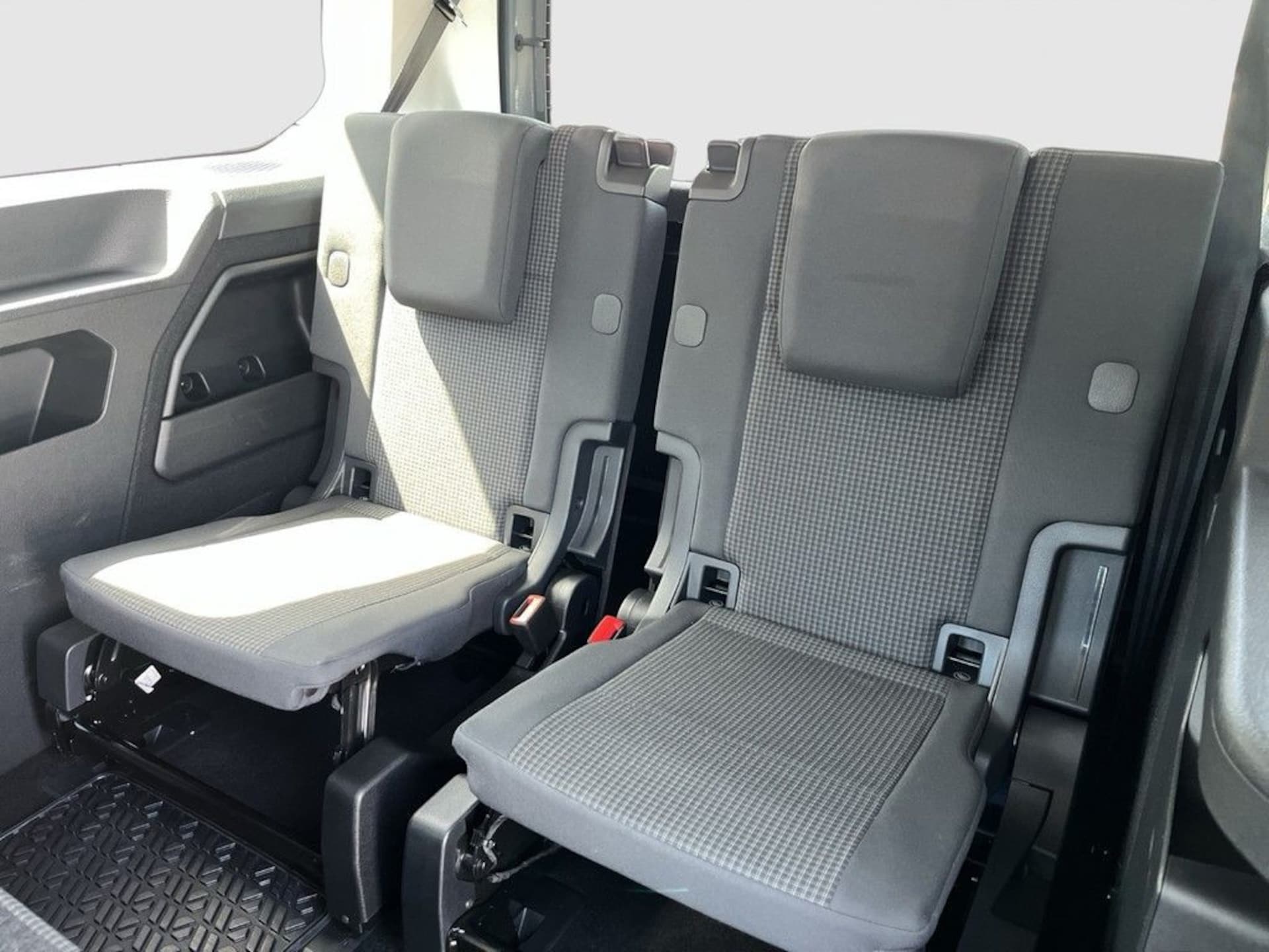 Volkswagen Caddy Maxi Basis-Modell