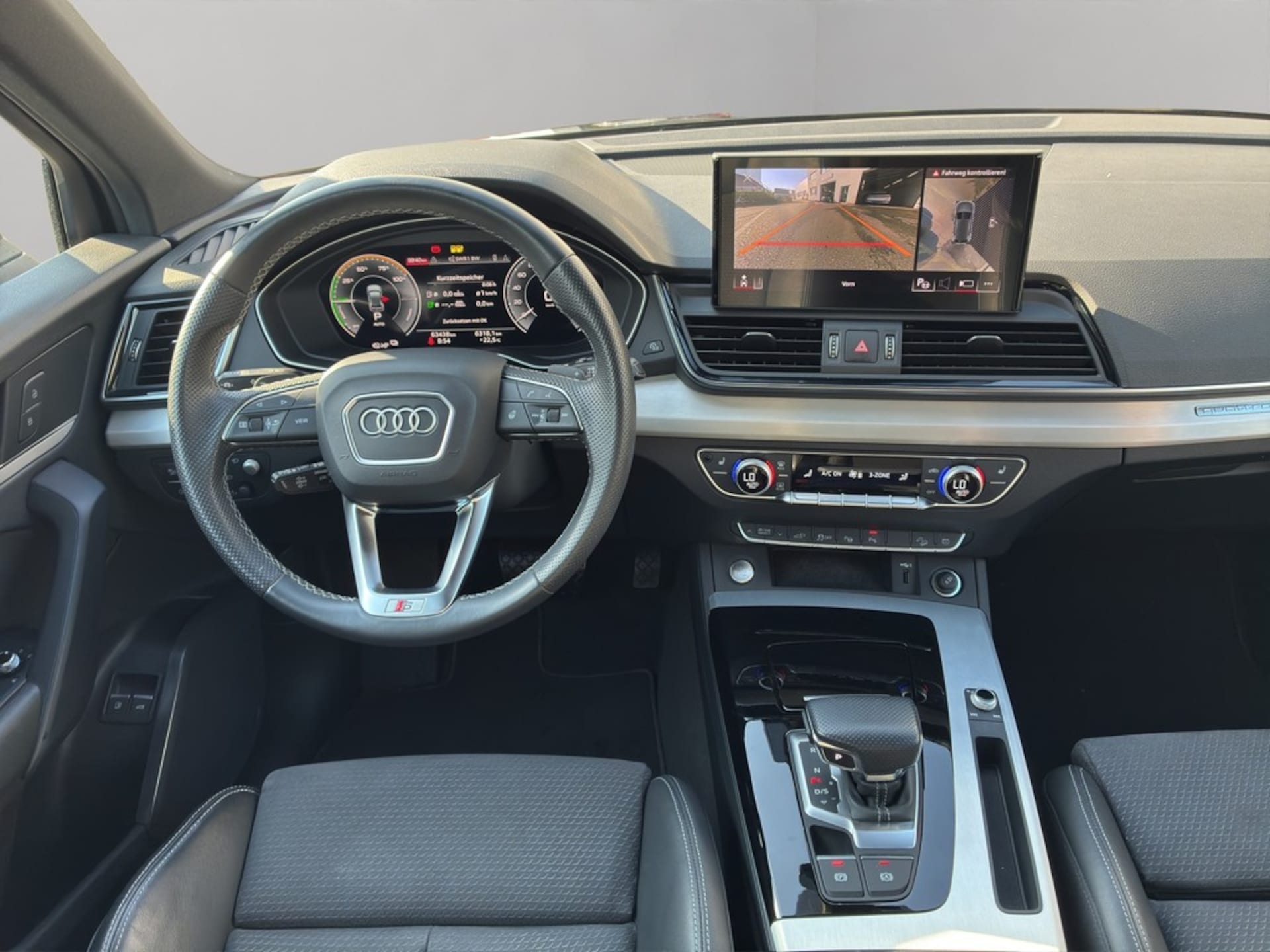 Audi Q5 TFSI e S line