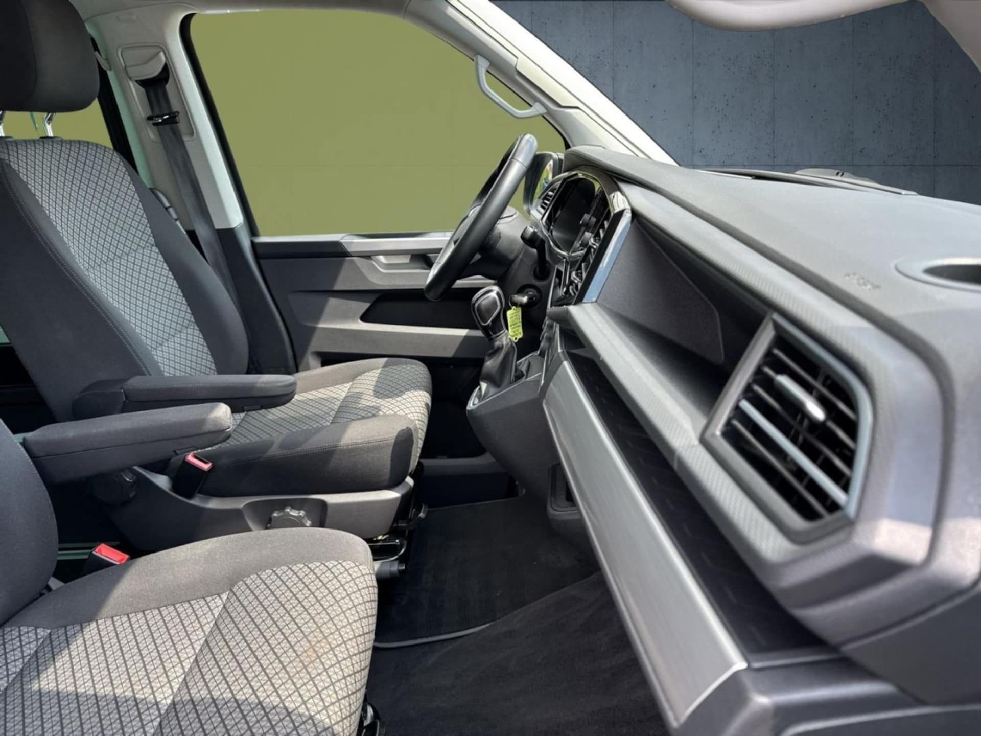 Volkswagen T6.1 California Beach