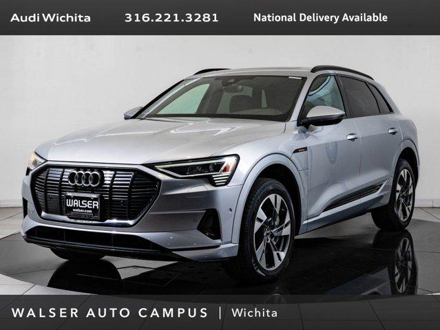 2022 Audi e-tron 95 kWh Premium quattro's photo