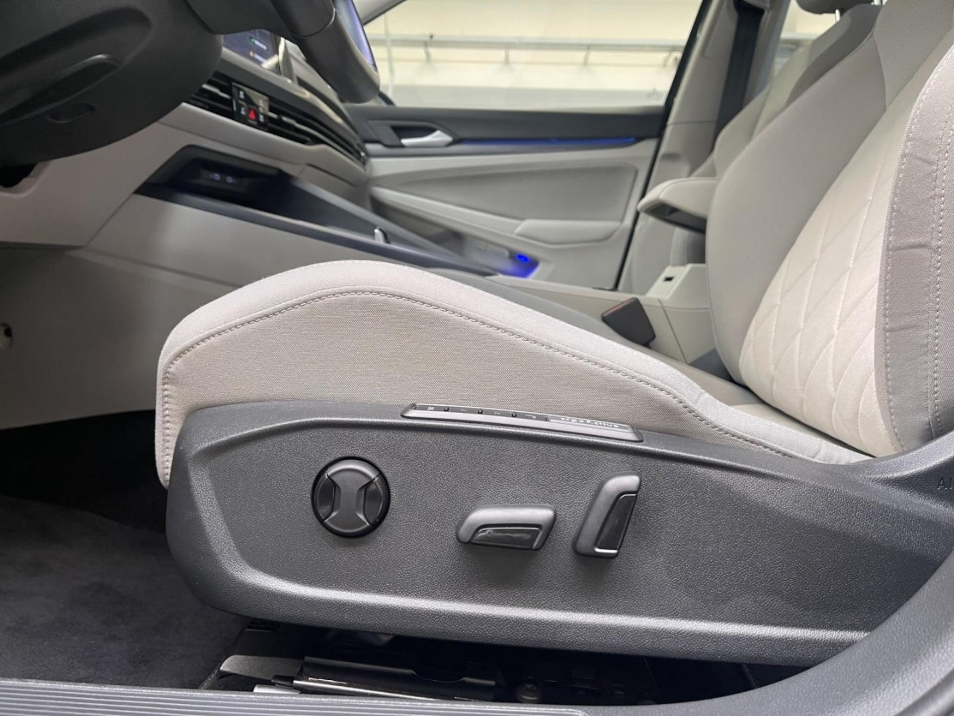 Volkswagen Golf Variant Style