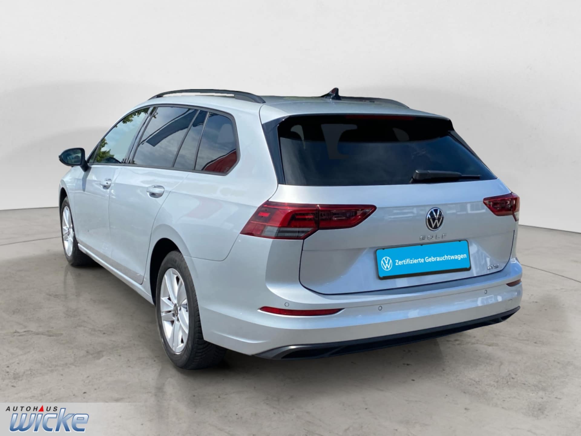 Volkswagen Golf Variant Life