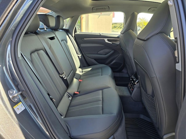 2026 Audi A6 Premium Plus - Photo 14