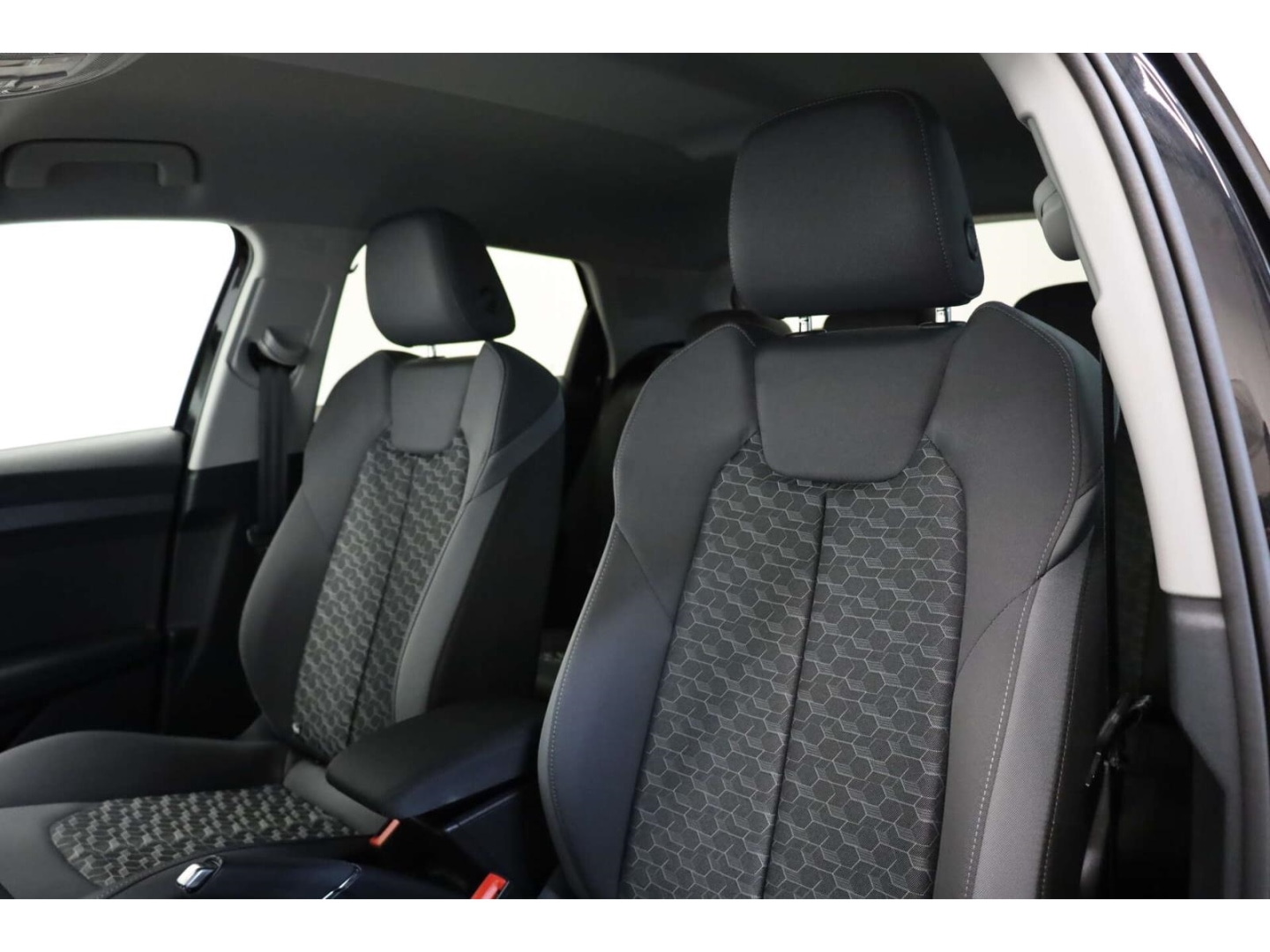 Bild über Audi A1 Sportback advanced 30 TFSI S tronic - für weitere Informationen kontaktieren Sie den Audi Partner