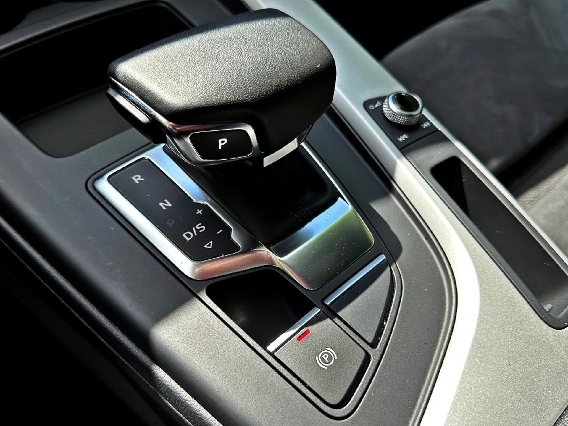 Audi A4 Avant S line