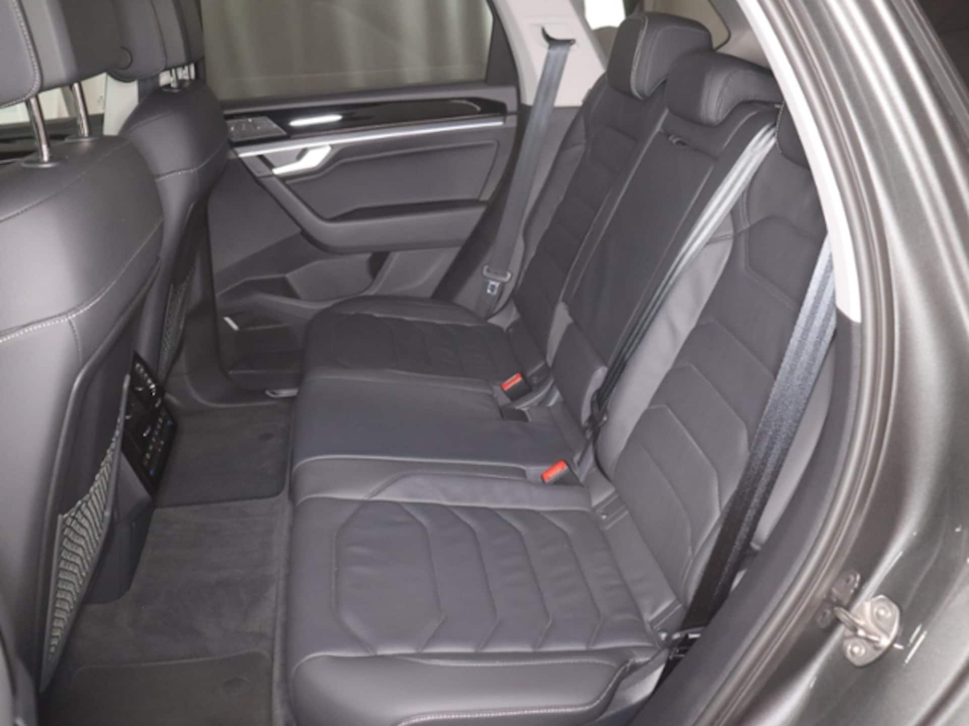 Volkswagen Touareg Elegance