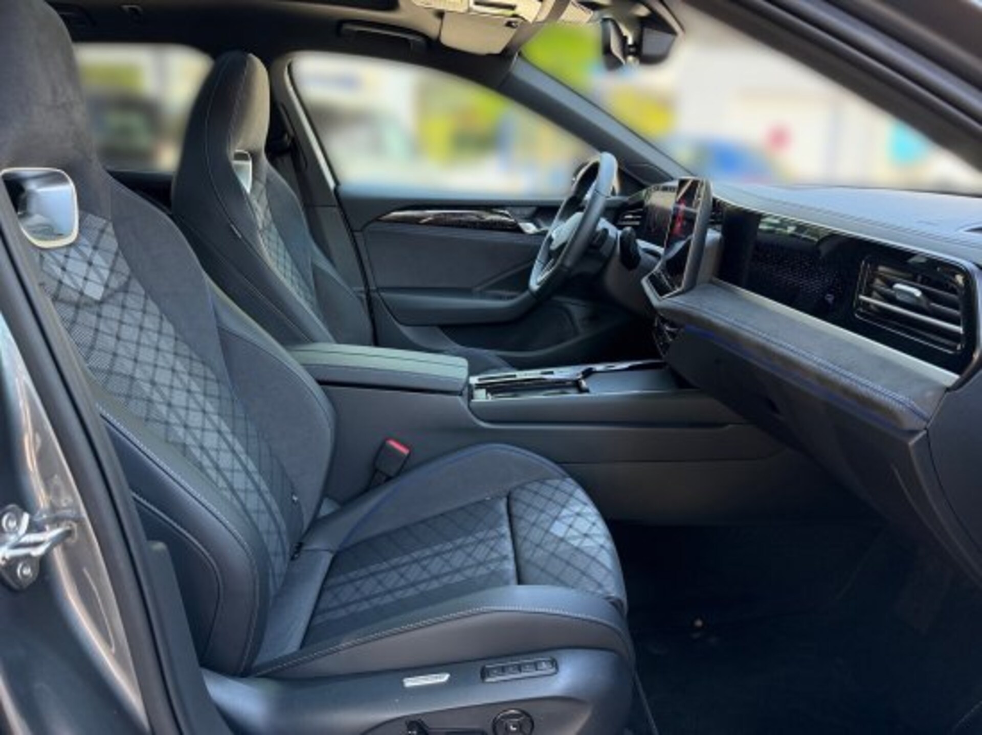 Volkswagen Passat R-Line