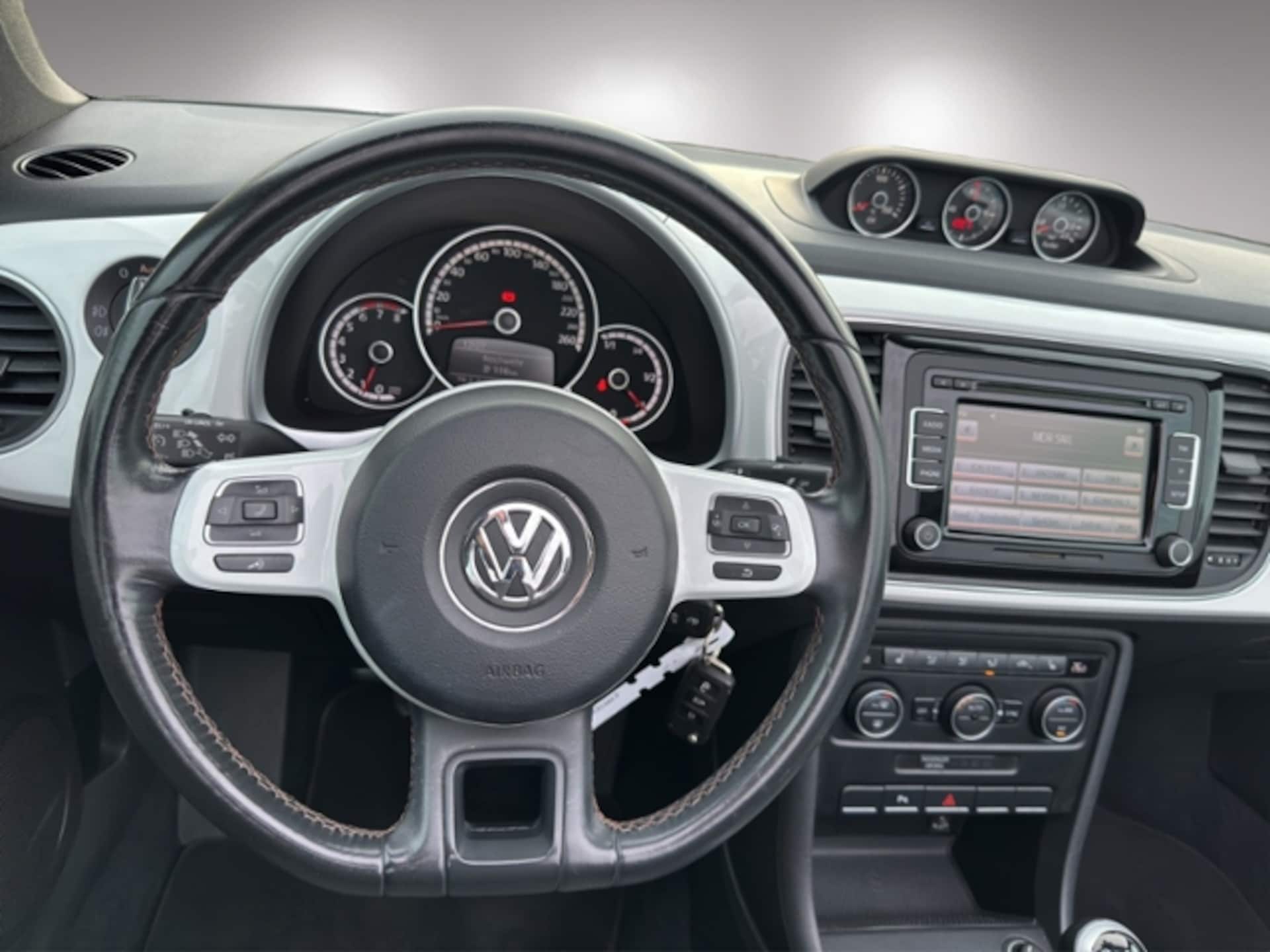 Volkswagen Beetle Cabriolet Design