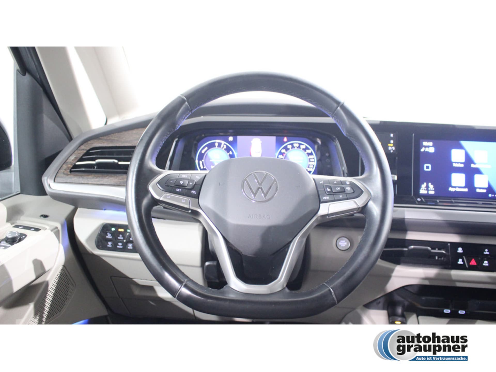 Volkswagen Multivan Langversion Style