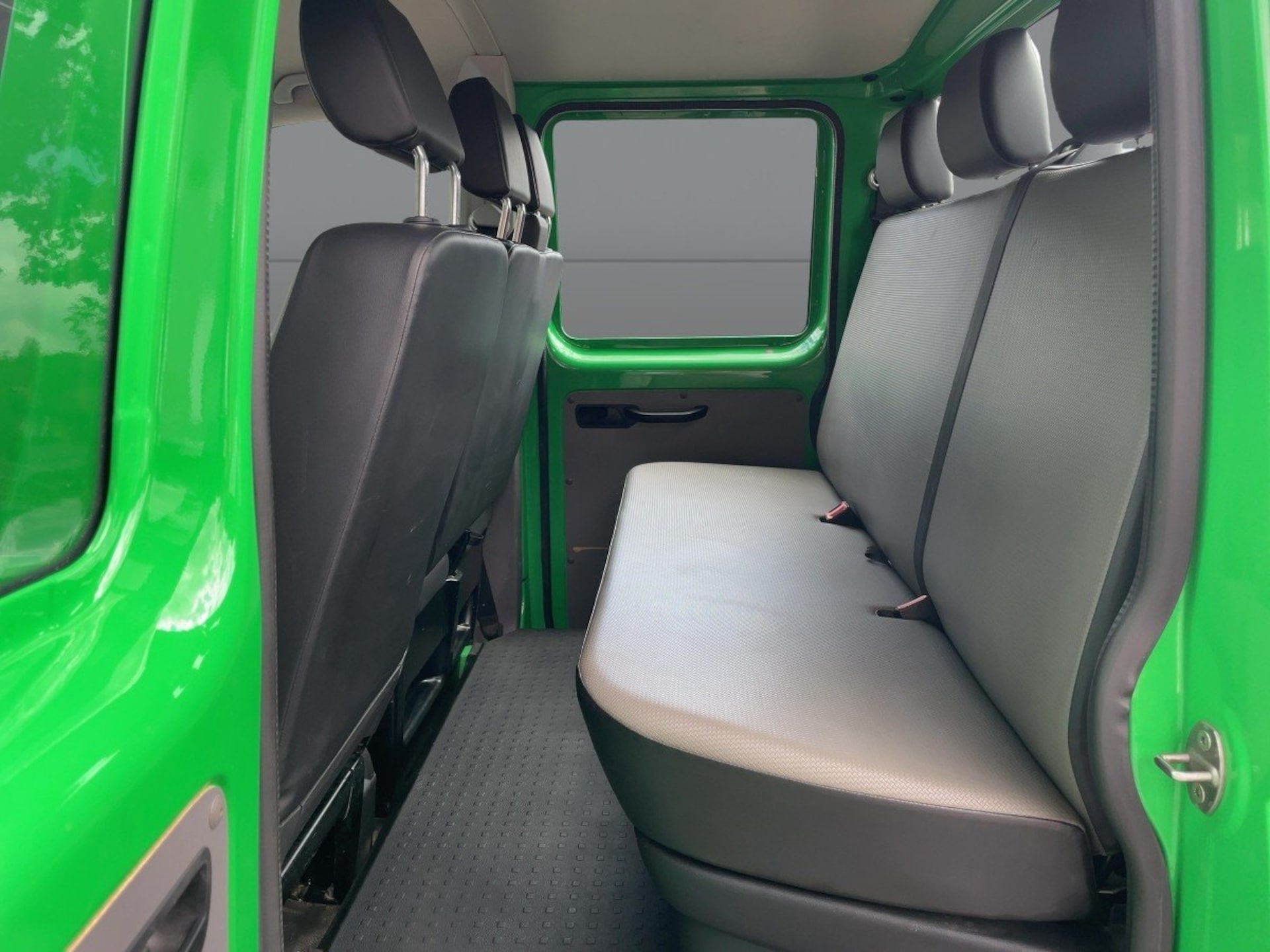 Volkswagen T6.1 Transporter Pritschenwagen Doppelkabine