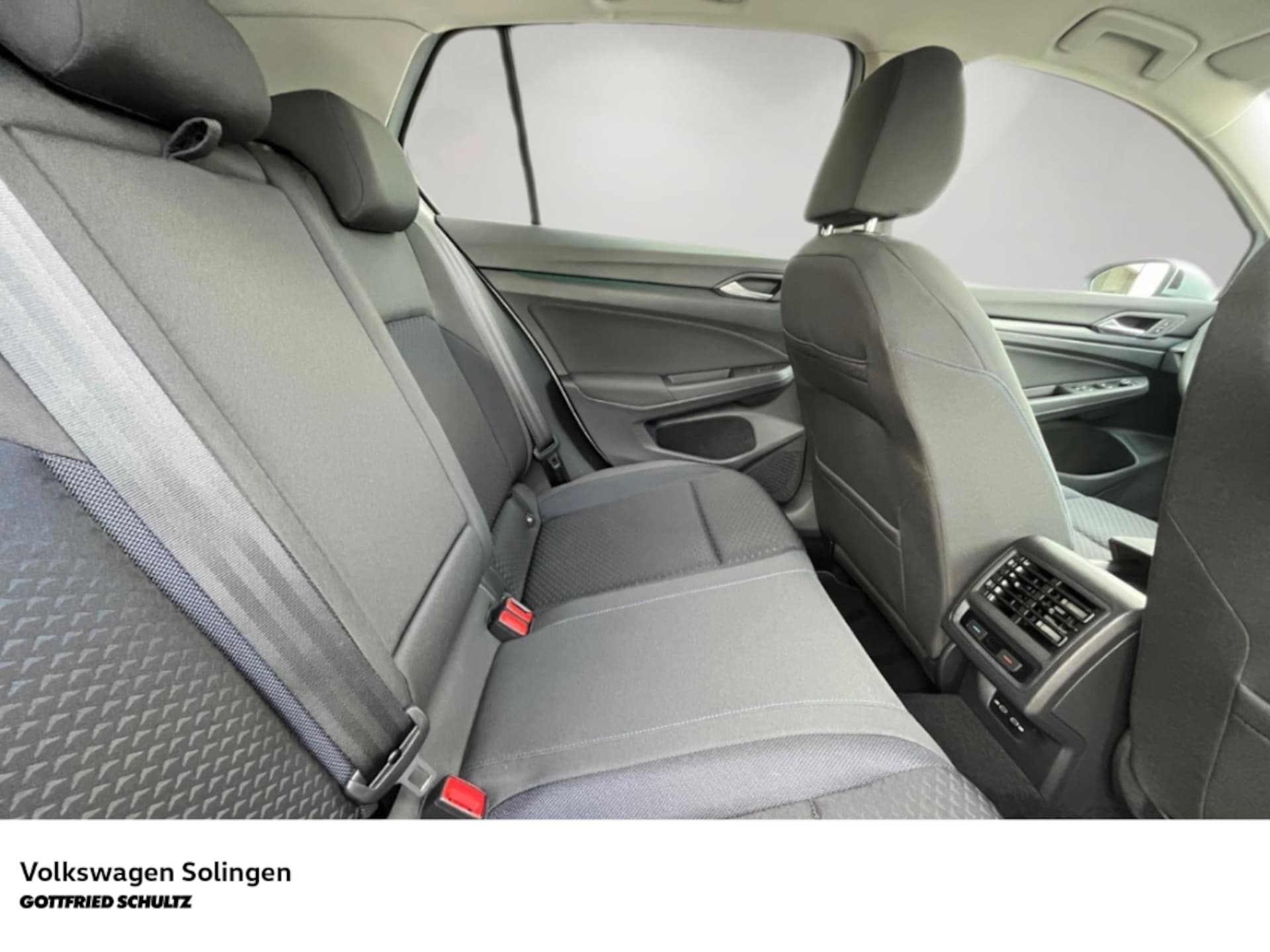 Volkswagen Golf United