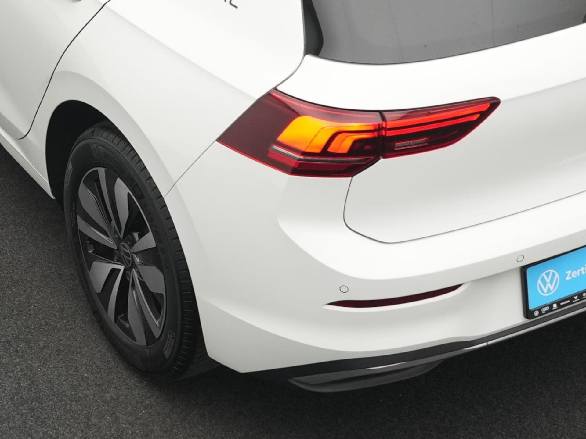 Volkswagen Golf Life