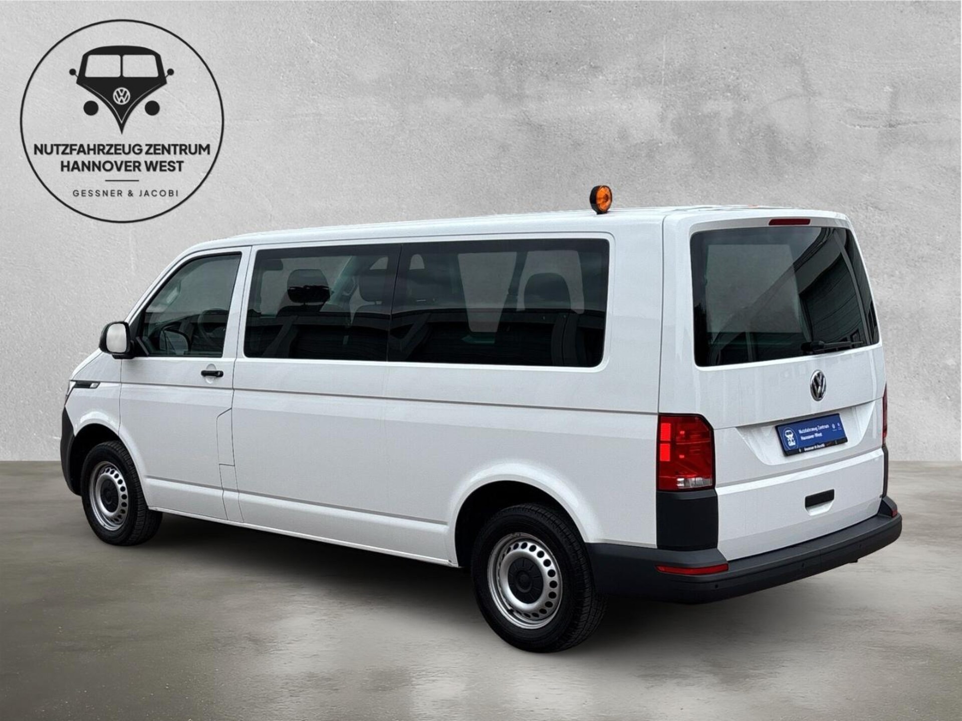 Volkswagen T6.1 Transporter Kombi langer Radstand