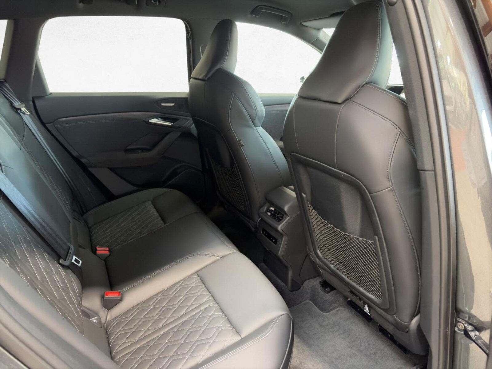 Audi Q6 e-tron – Bild 9