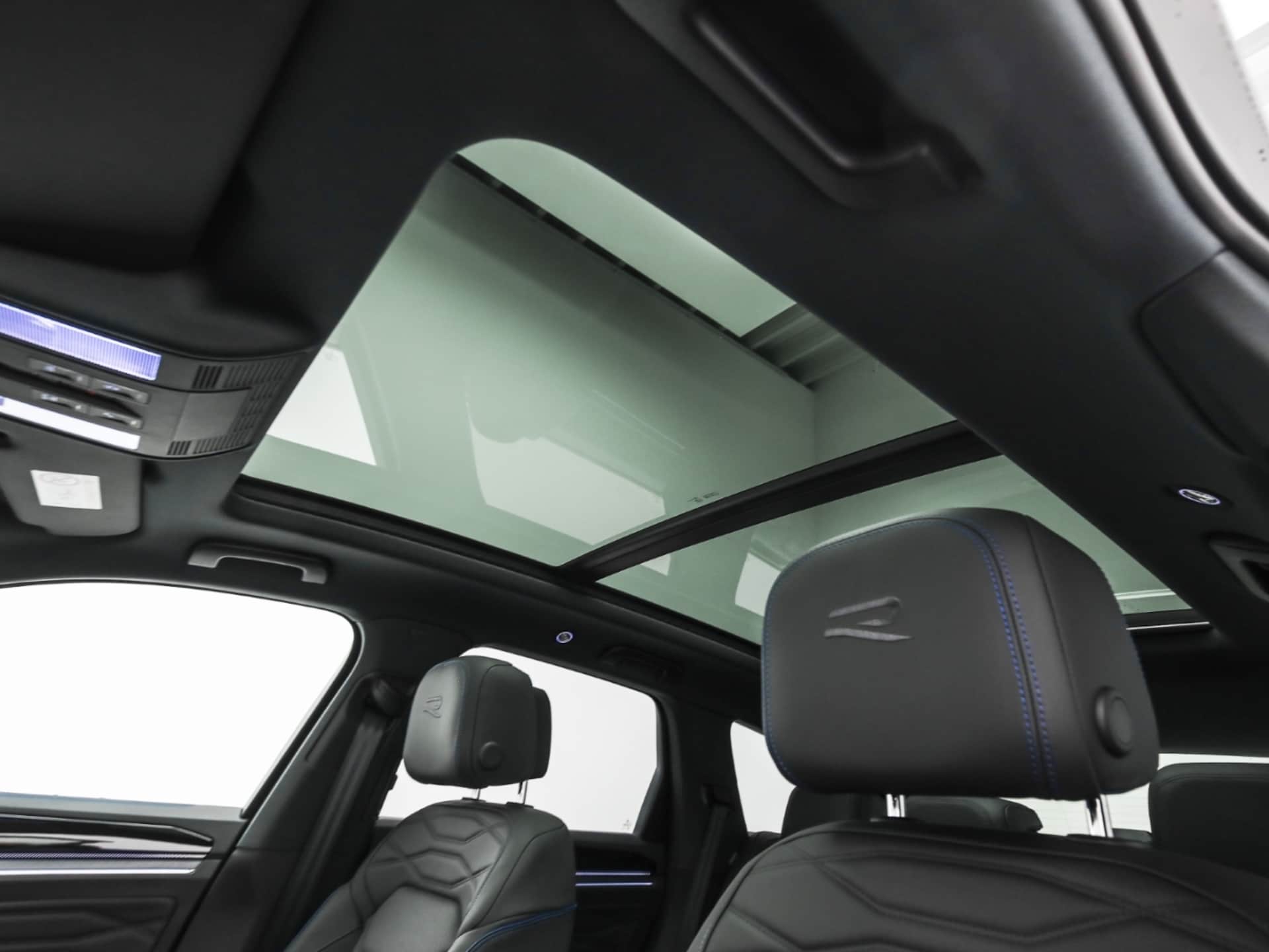 Volkswagen Touareg R