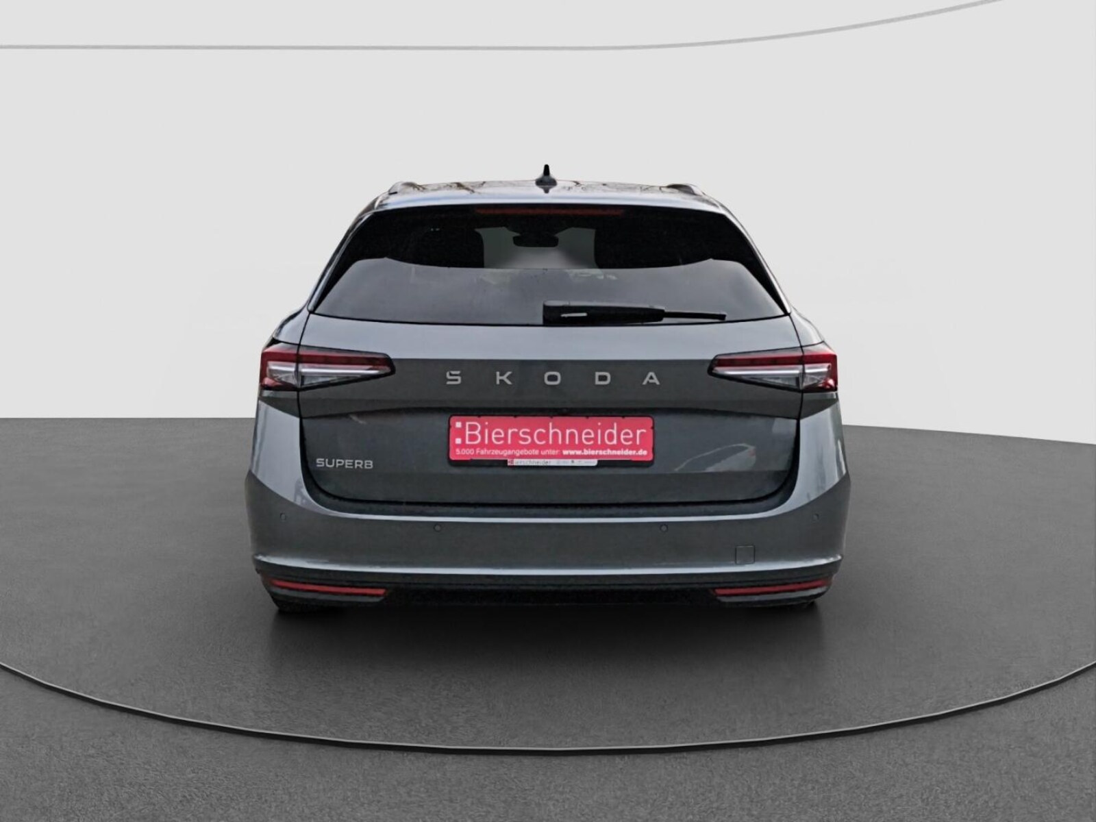 Škoda Superb Combi – Bild 8